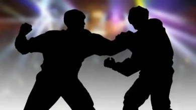 Ilustrasi duel polisi dan warga