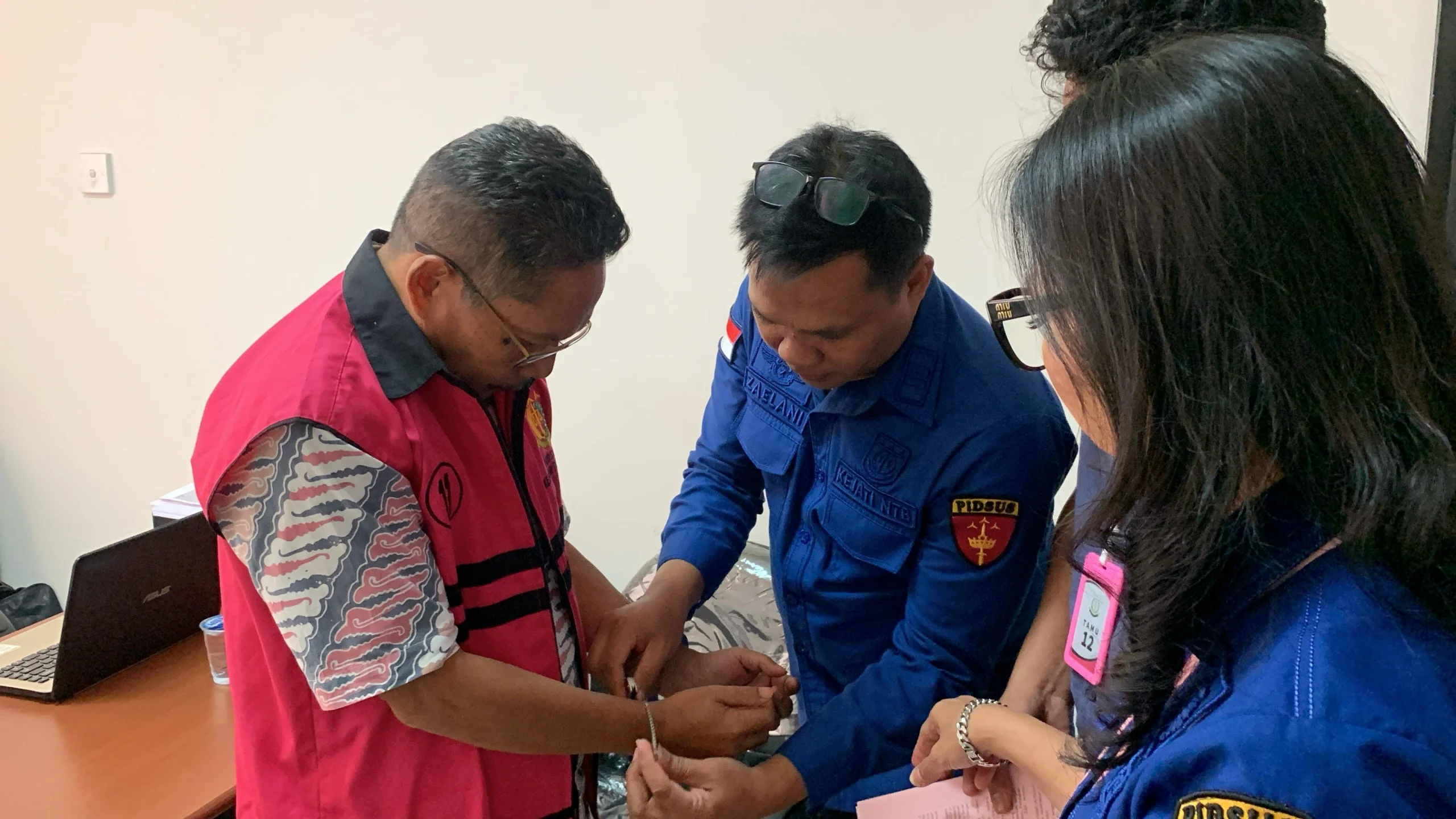 Rosiady Sayuti Tersangka Dugaan Korupsi NCC