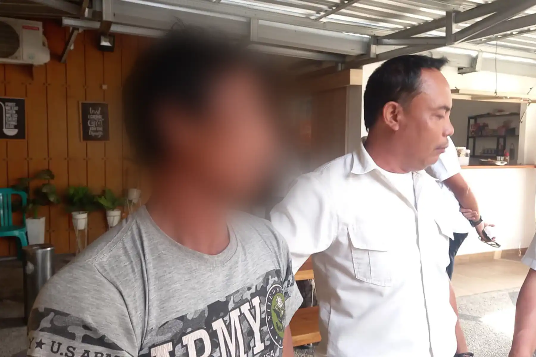 Warga Ampenan Diduga Pukul Ibunya Pakai Besi