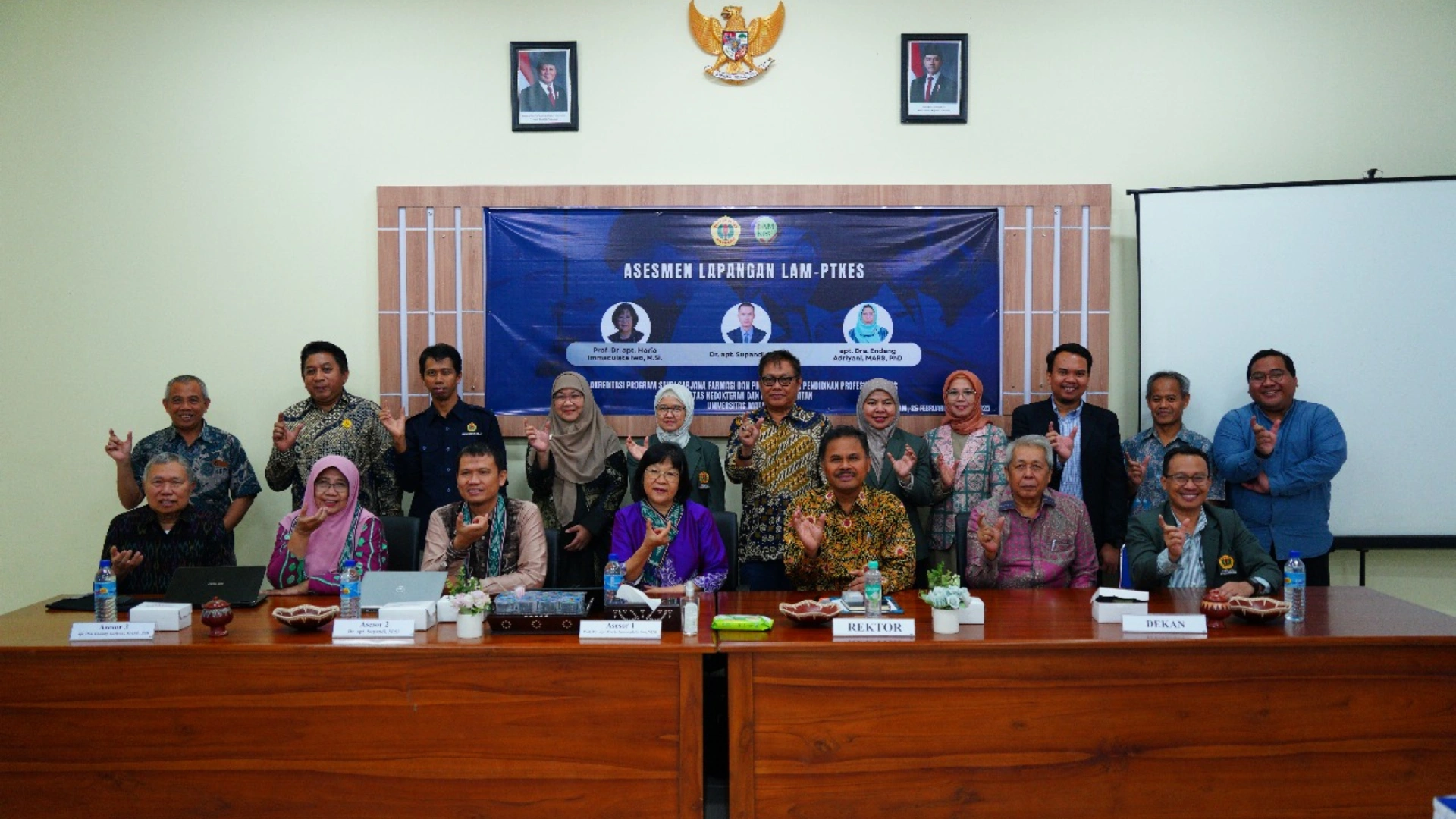 Asesmen Lapangan Prodi Farmasi dan Pendidikan Profesi Apoteker Unram