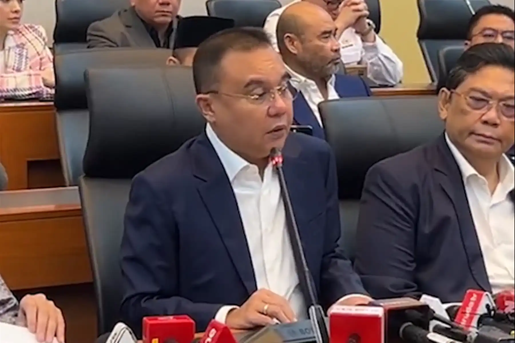 Konferensi Pers DPR RI Revisi UU TNI