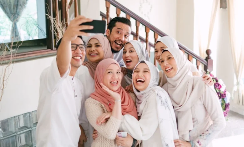 Ilustrasi kumpul bersama keluarga saat Lebaran
