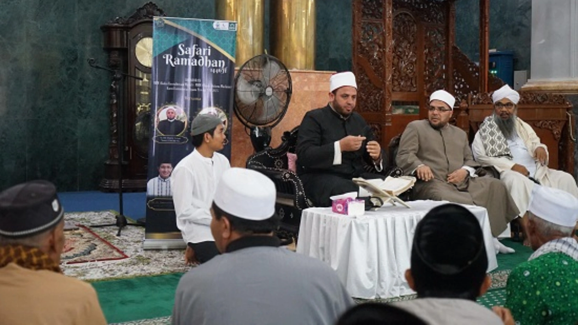 Kegiatan Safari Ramadan Kanwil Kemenag NTB bersama BKM dan Syeikh Asal Mesir