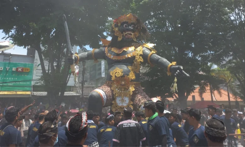 Pawai Ogoh-ogoh di Kota Mataram