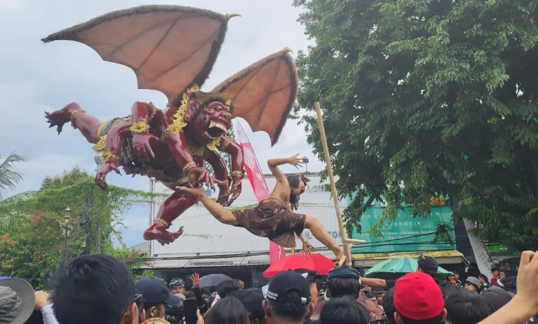 Pawai Ogoh-ogoh Nyepi 2025 Kota Mataram