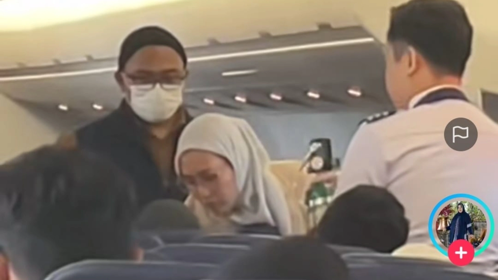 Penumpang Pesawat Lion Air Jeddah - Surabaya Kritis
