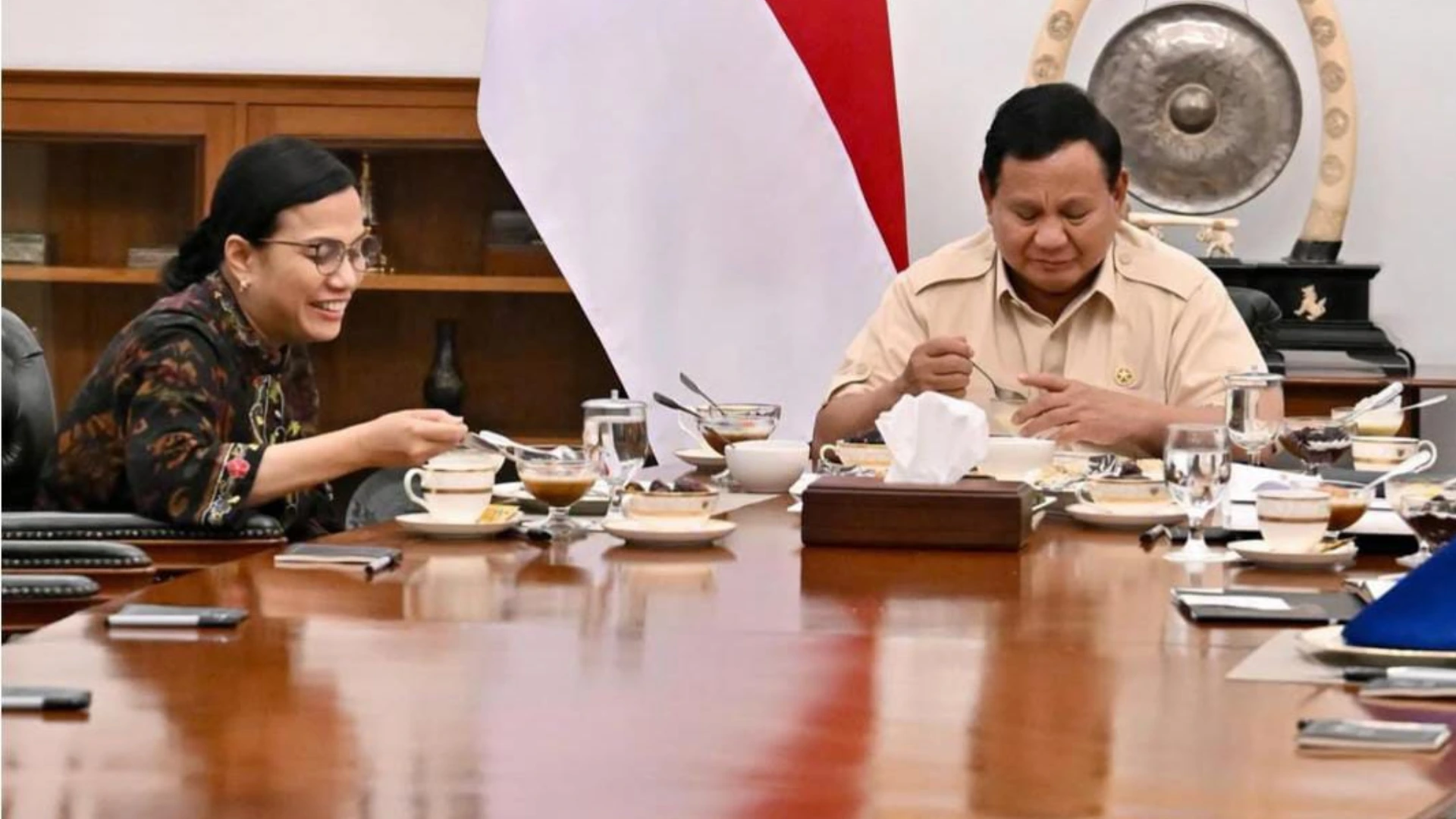 Isu Sri Mulyani Mundur dari Kabinet Merah Putih