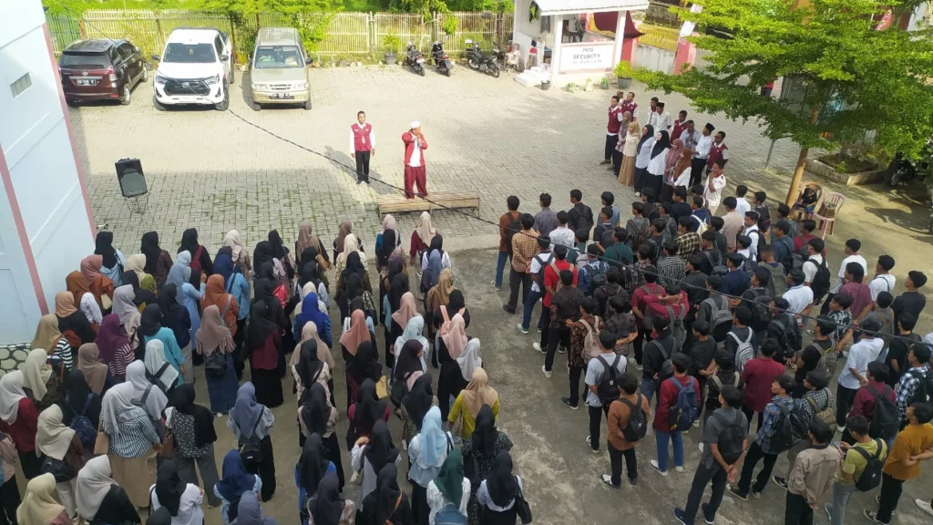 Suasana Apel Ramadan STKIP Tamsis Bima