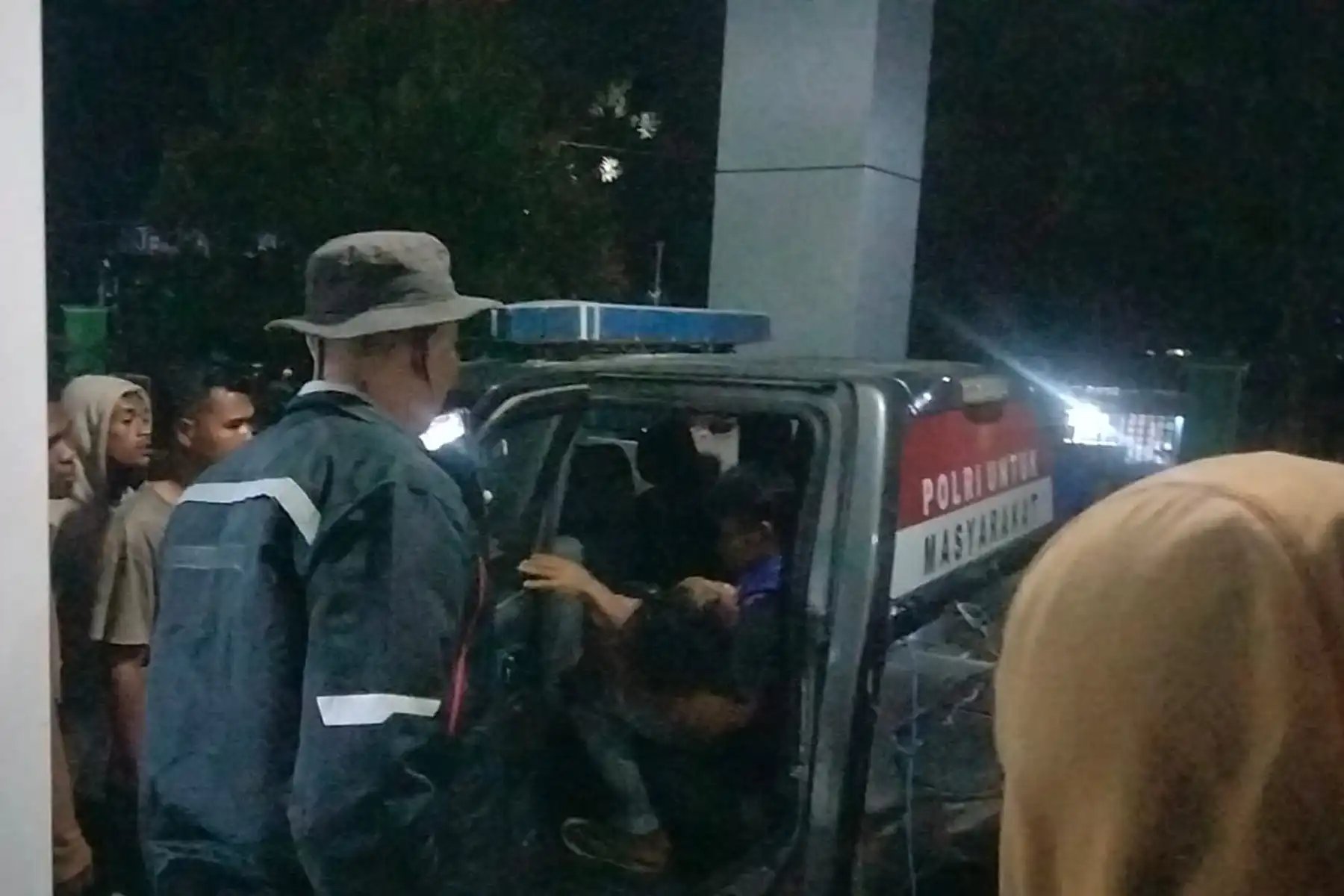 Suasana saat aparat kepolisian berada di lokasi tempat tawuran