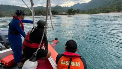 pencarian peselancar asal Sumbawa