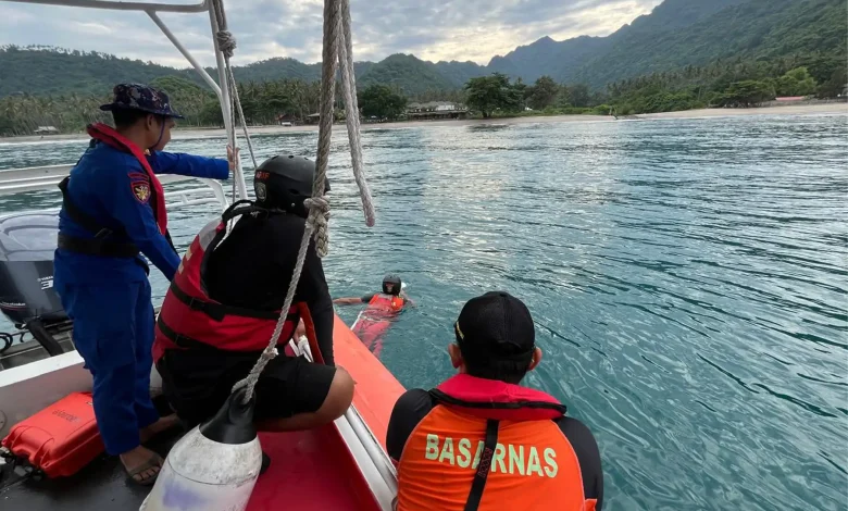 pencarian peselancar asal Sumbawa