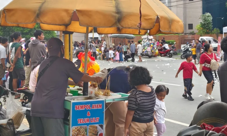 UMKM PKL Kebanjiran Rezeki saat Pawai Ogoh-ogoh