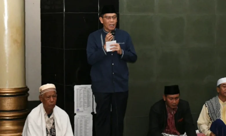 Wakil Bupati Edwin Hadiwijaya Pembangunan Jalan di Lombok Timur