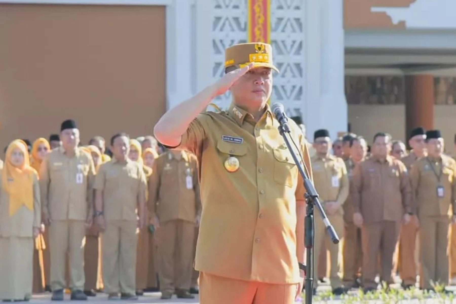 Foto Gubernur NTB Lalu Muhamad Iqbal