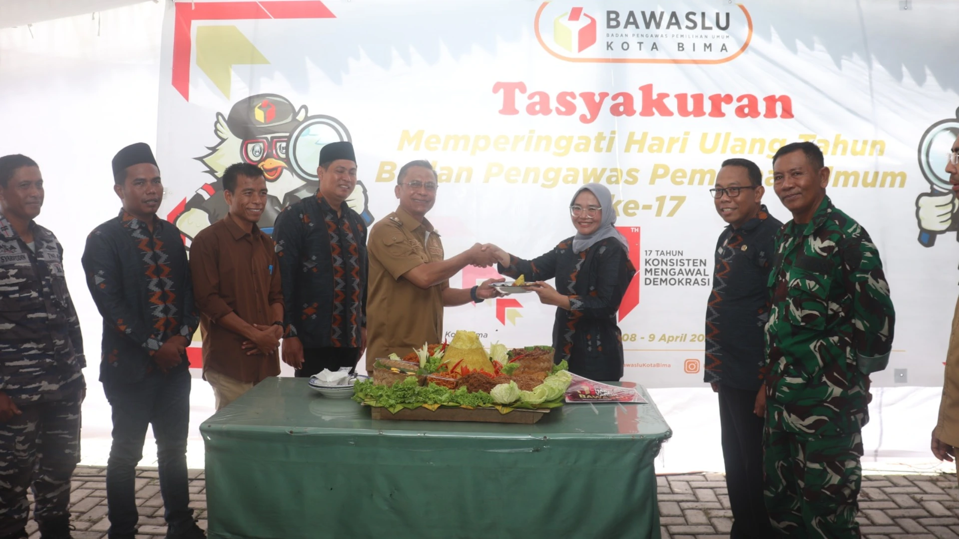 Bawaaslu Kota Bima Gelar Tasyakuran HUT Ke-17 Bawaslu RI