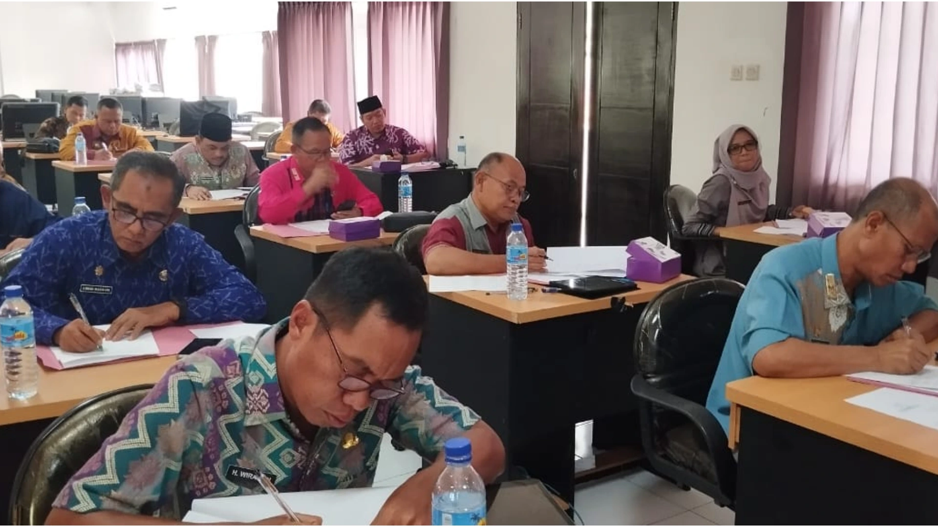 Pejabat eselon II Pemprov NTB saat mengikuti Job Fit