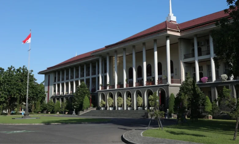 Rektorat UGM Pastikan Ijazah Jokowi Asli
