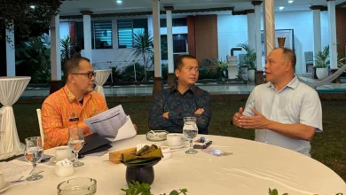 Gubernur NTB Lalu Iqbal Bertemu Tim Pansel Bank NTB Syariah
