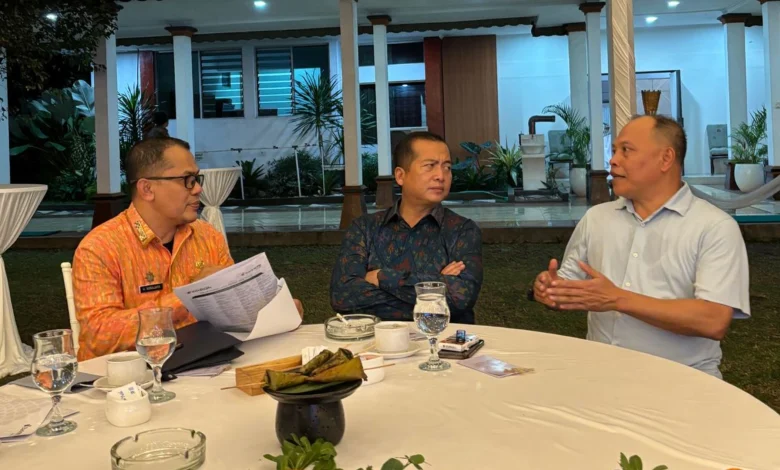 Gubernur NTB Lalu Iqbal Bertemu Tim Pansel Bank NTB Syariah