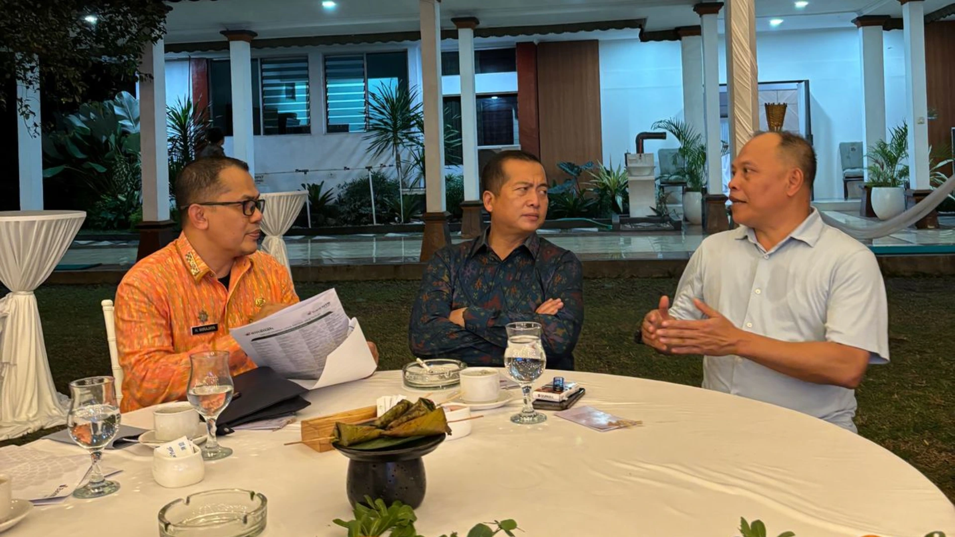 Gubernur NTB Lalu Iqbal Bertemu Tim Pansel Bank NTB Syariah