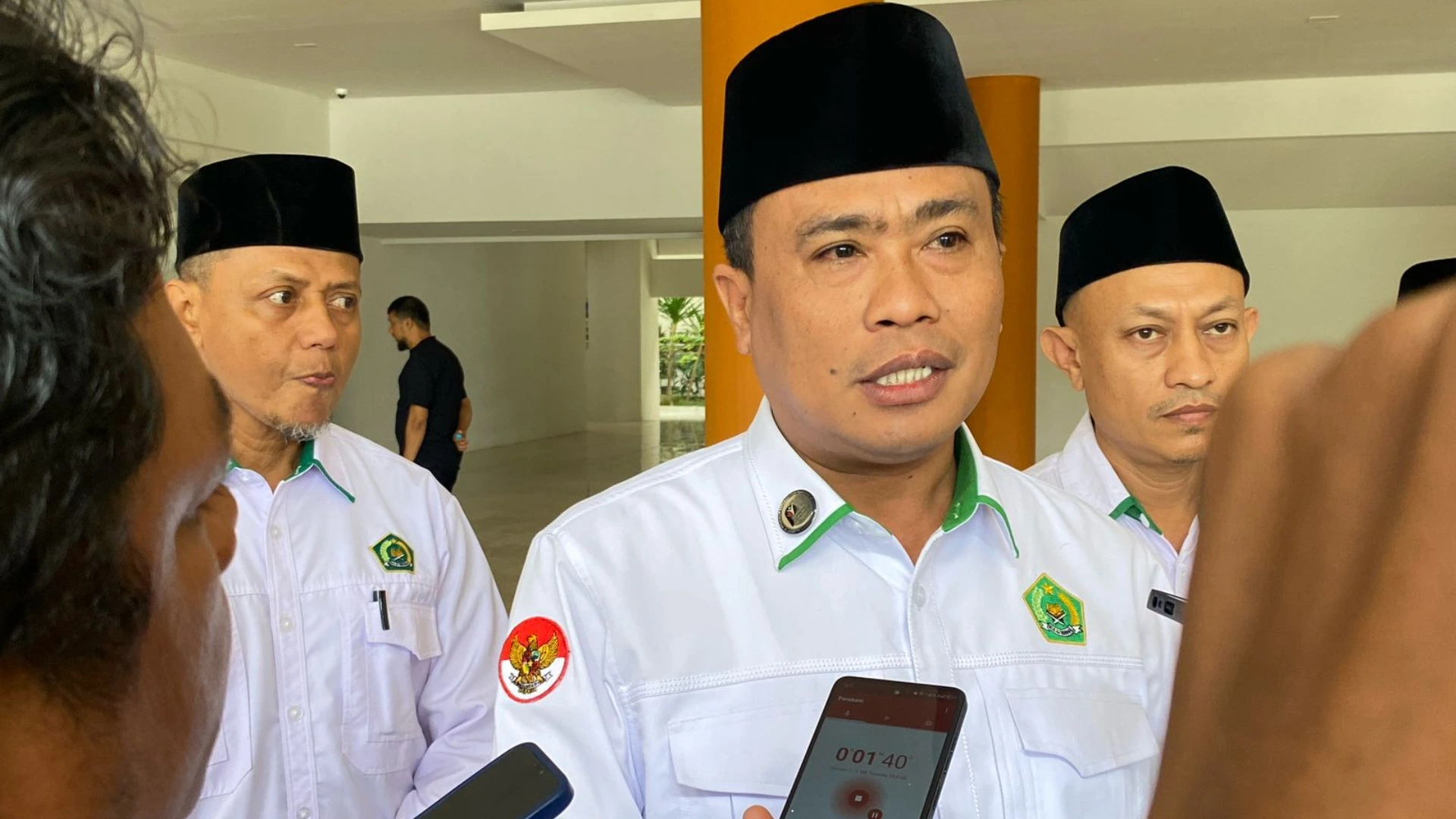 Kepala Kanwil Kemenag NTB Zamroni Aziz Calon Jemaah Haji NTB 2025