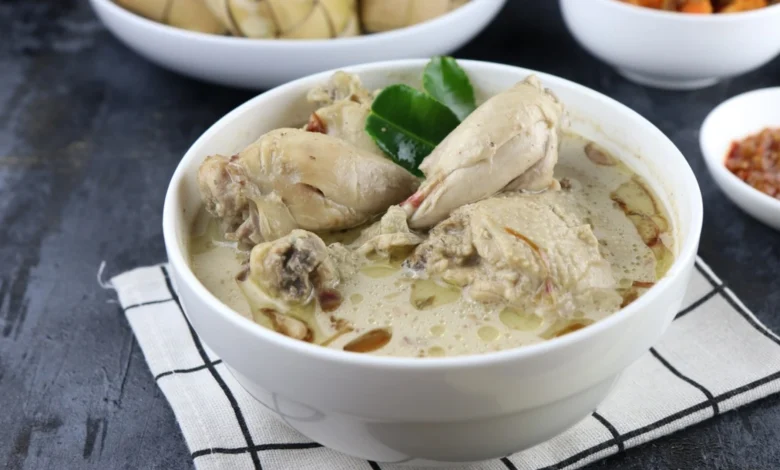 Opor Ayam Putih