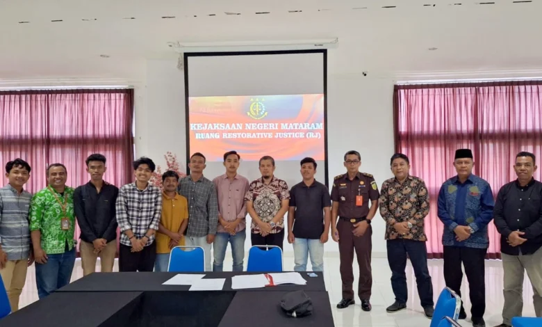 Pelimpahan Mahasiswa Tersangka Perusakan Gerbang DPRD NTB