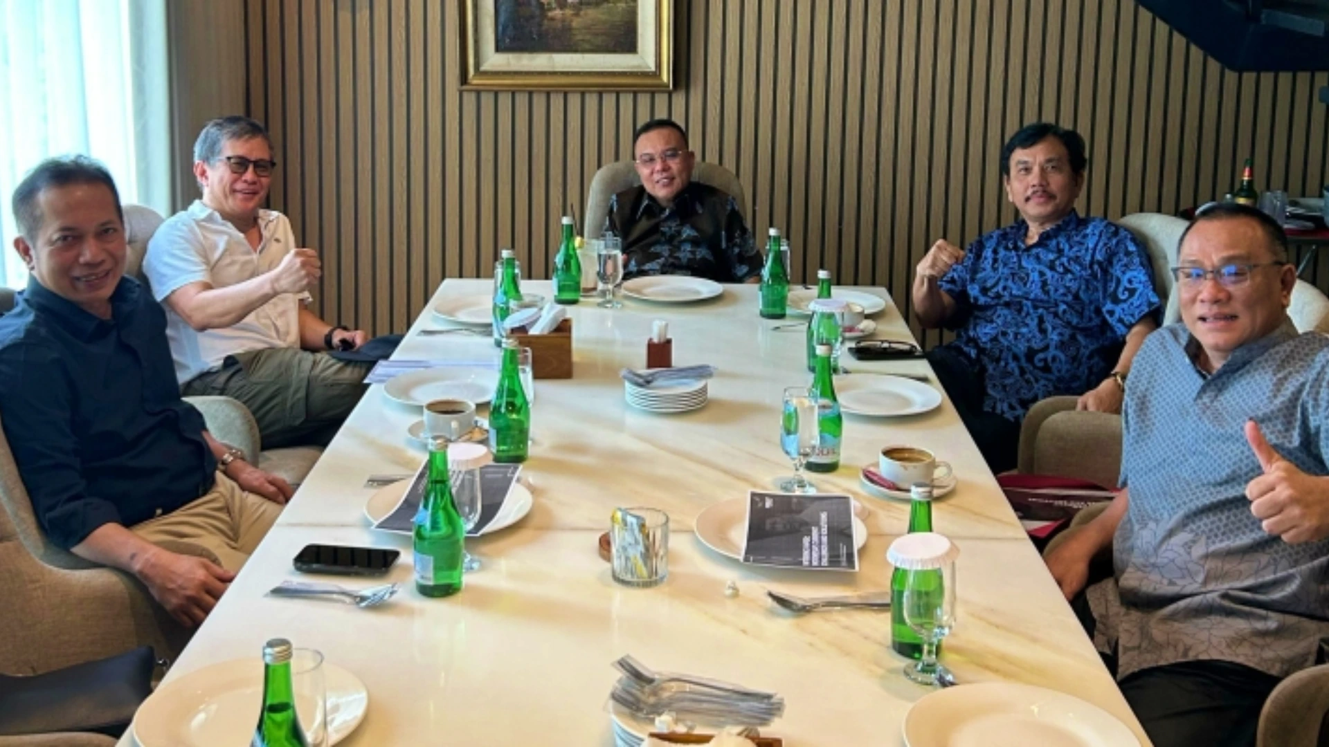 Pertemuan Syahganda Nainggolan, Rocky Gerung, dan Sufmi Dasco
