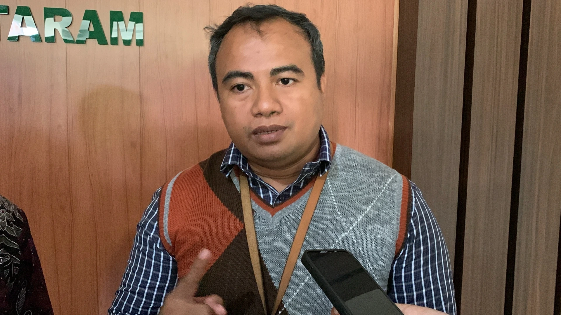 Perwakilan Aliansi Stop Kekerasan Seksual NTB Yan Mangandar Kasus Walid Lombok Komnas HAM