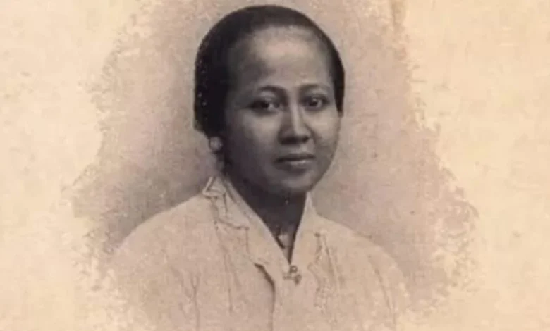 Raden Ajeng (RA) Kartini