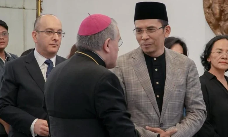 TGB Sampaikan Belasungkawa Wafatnya Paus Fransiskus