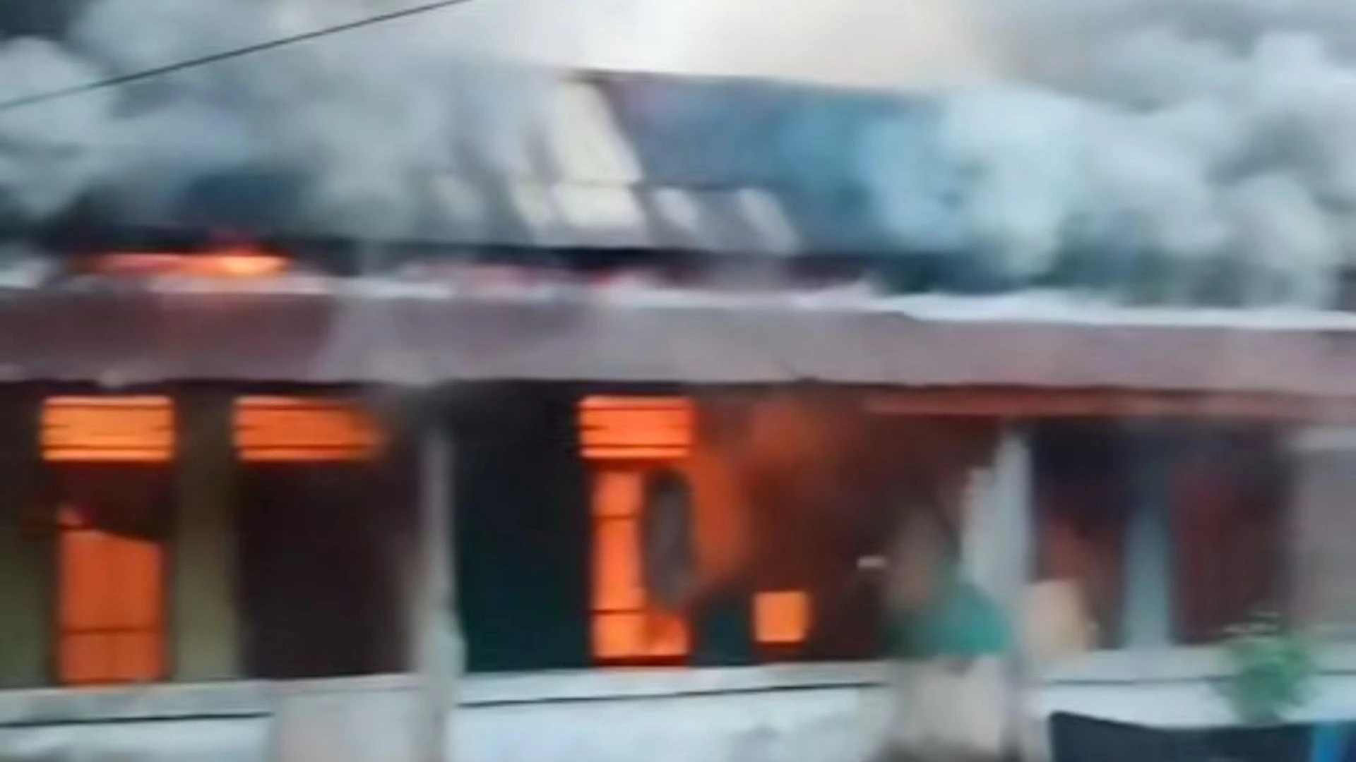 Kebakaran Rumah Dinas Polisi di Bima