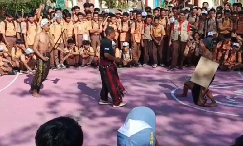 Kegiatan Sabtu Budaya SMKN 3 Daftar SMK Terakreditasi A di Kota Mataram