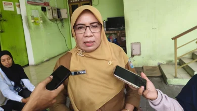 Kepala Bidang Bapokting Dinas Perdagangan Kota Mataram Sri Wahyunida Harga Daging Sapi Segar Melonjak