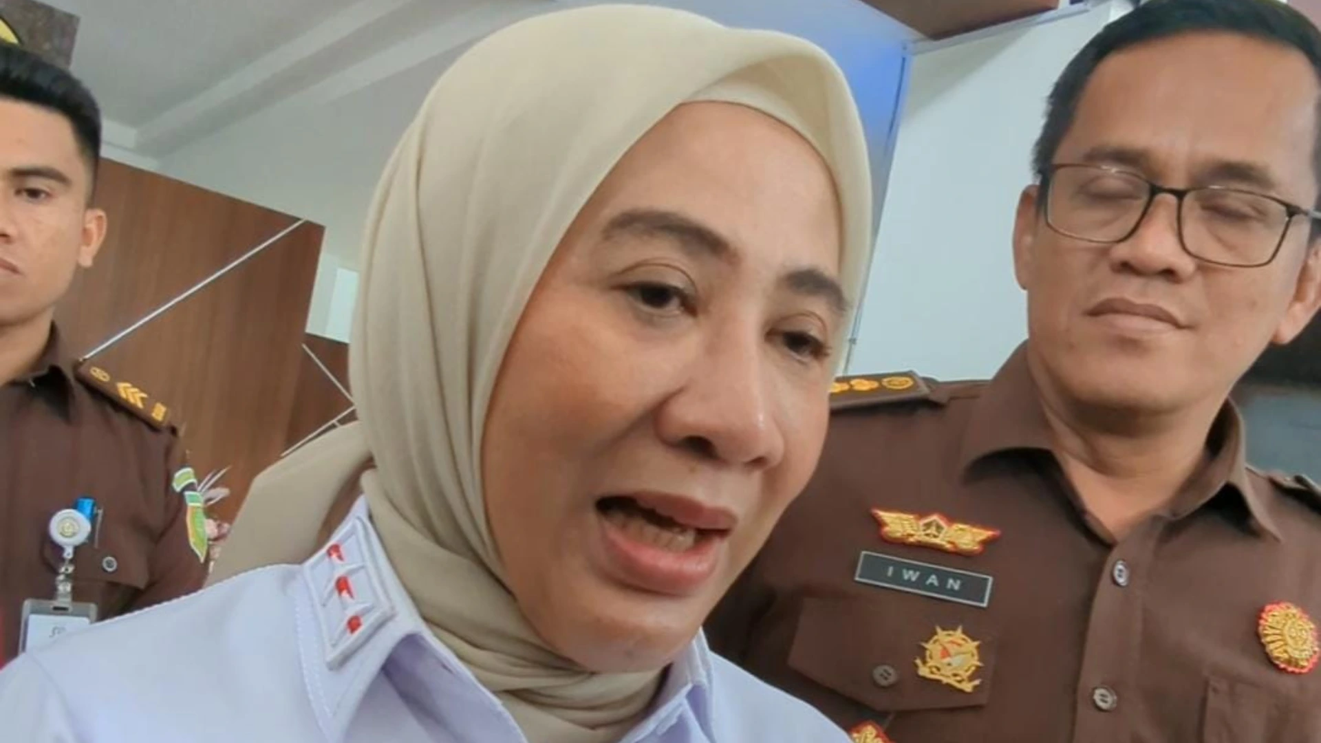 Keterangan Kepala Kejati NTB Enen Saribanon Usai Memeriksa TGB Dugaan Korupsi NCC
