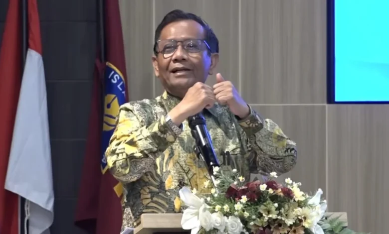 Mahfud MD Komentari Ijazah Jokowi