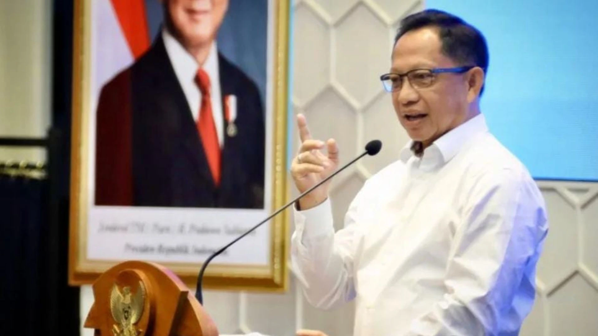 Menteri Dalam Negeri Tito Karnavian Koperasi Merah Putih