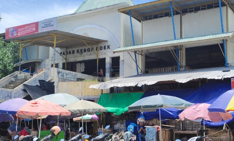 Rehabilitasi Pasar Cakranegara dan Kebon Roek