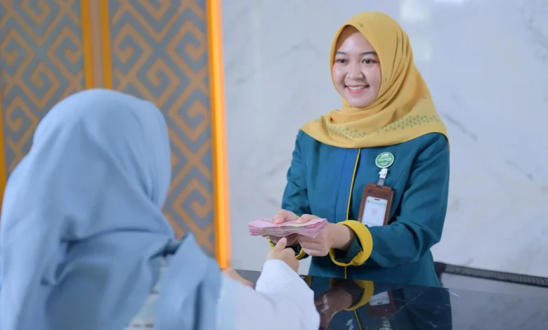 Pegawai Bank NTB Syariah