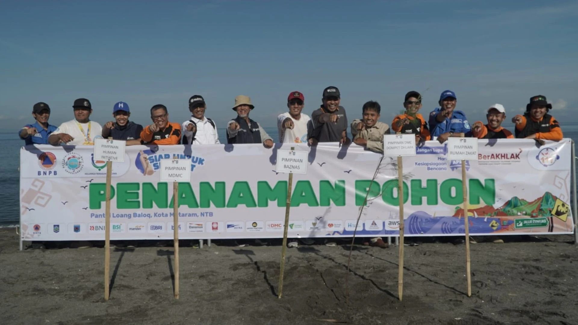 Penanaman Pohon DMC Dompet Dhuafa HKB 2025 di Lombok