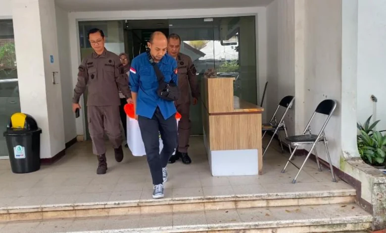 Penyidik Sita 3 Boks dari Biro Ekonomi Pemprov NTB