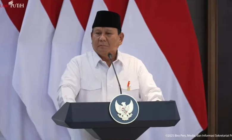 Prabowo Bantah Jadi Presiden Boneka Jokowi