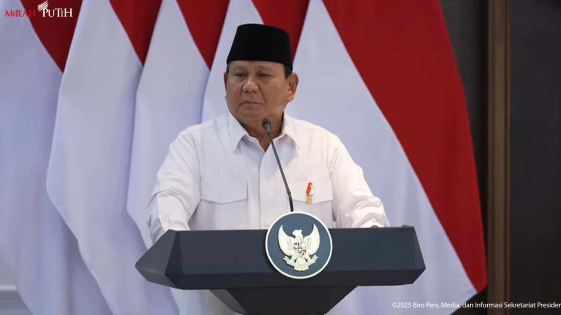 Prabowo Bantah Jadi Presiden Boneka Jokowi