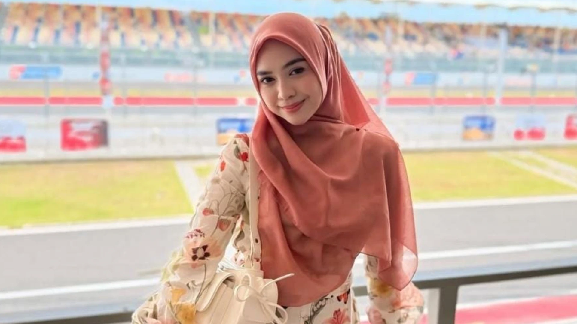Ria Ricis Liburan di Lombok