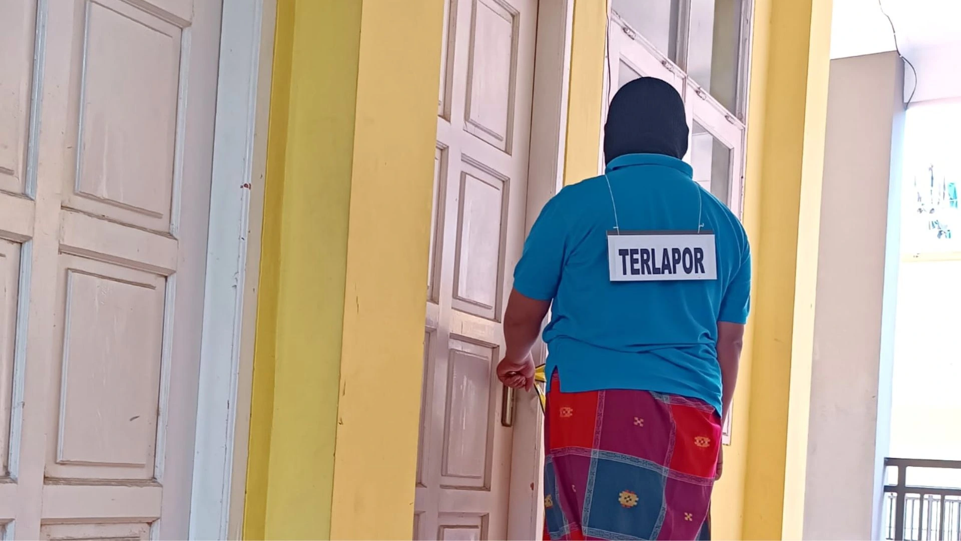 Terlapor Mengikuti Olah TKP Walid UIN Mataram
