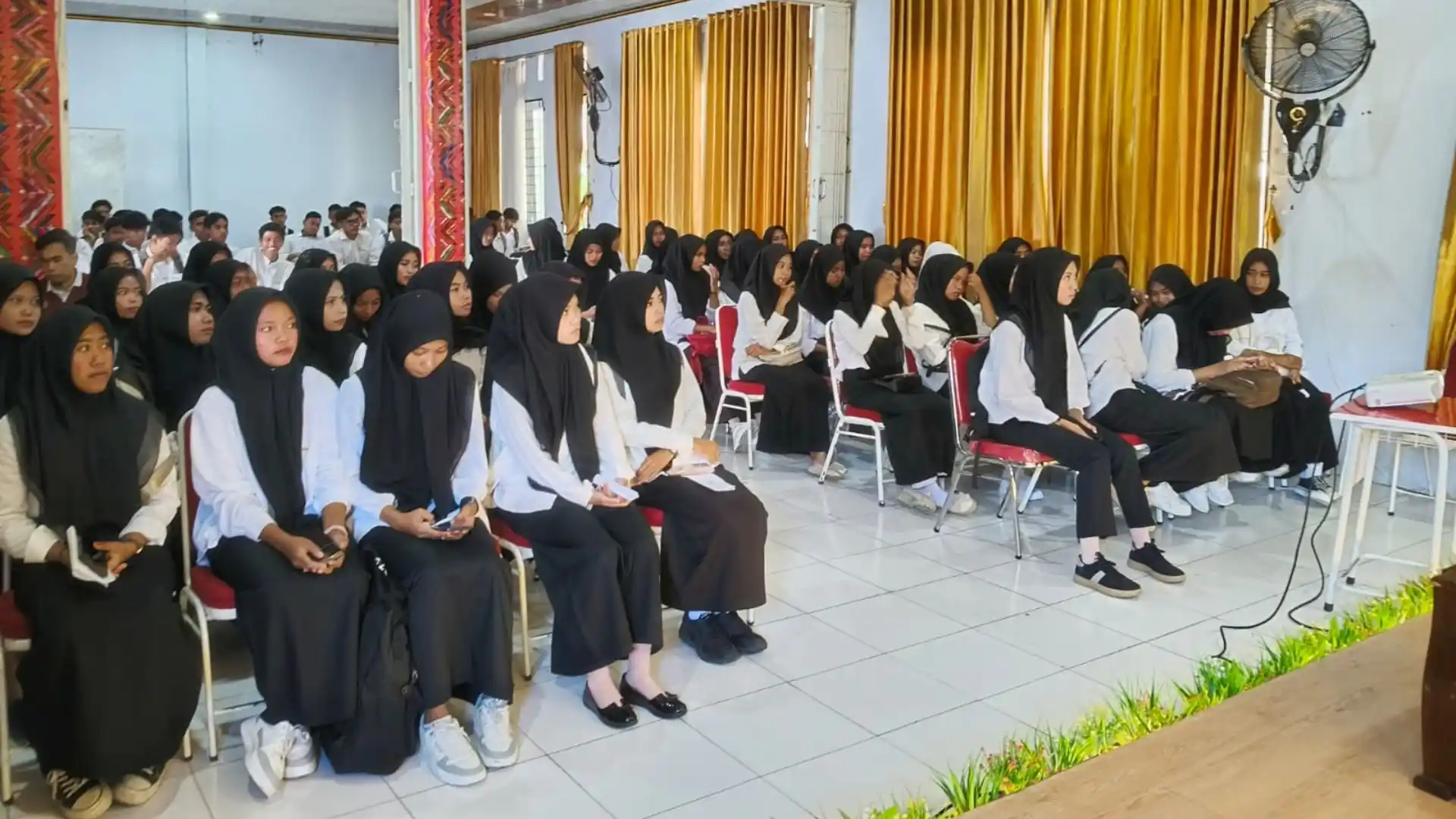 Tes Seleksi PMB Gelombang I STKIP Taman Siswa Bima