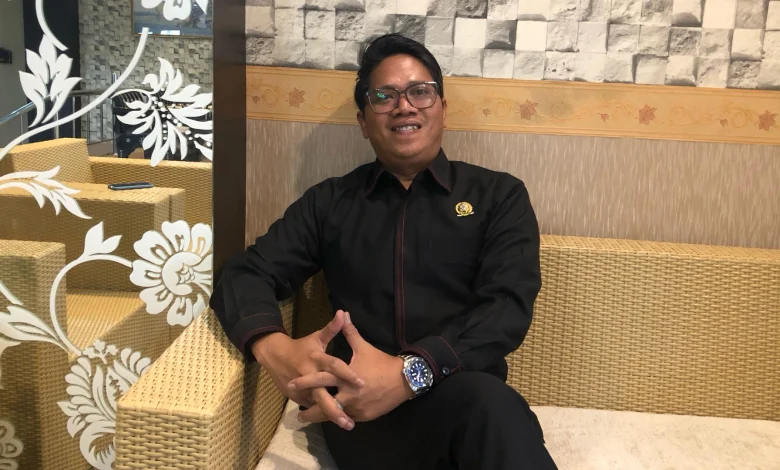 Wakil Ketua Komisi IV DPRD Kota Mataram Zia Urrahman Jabatan Kepala Sekolah Banyak Diisi Plt