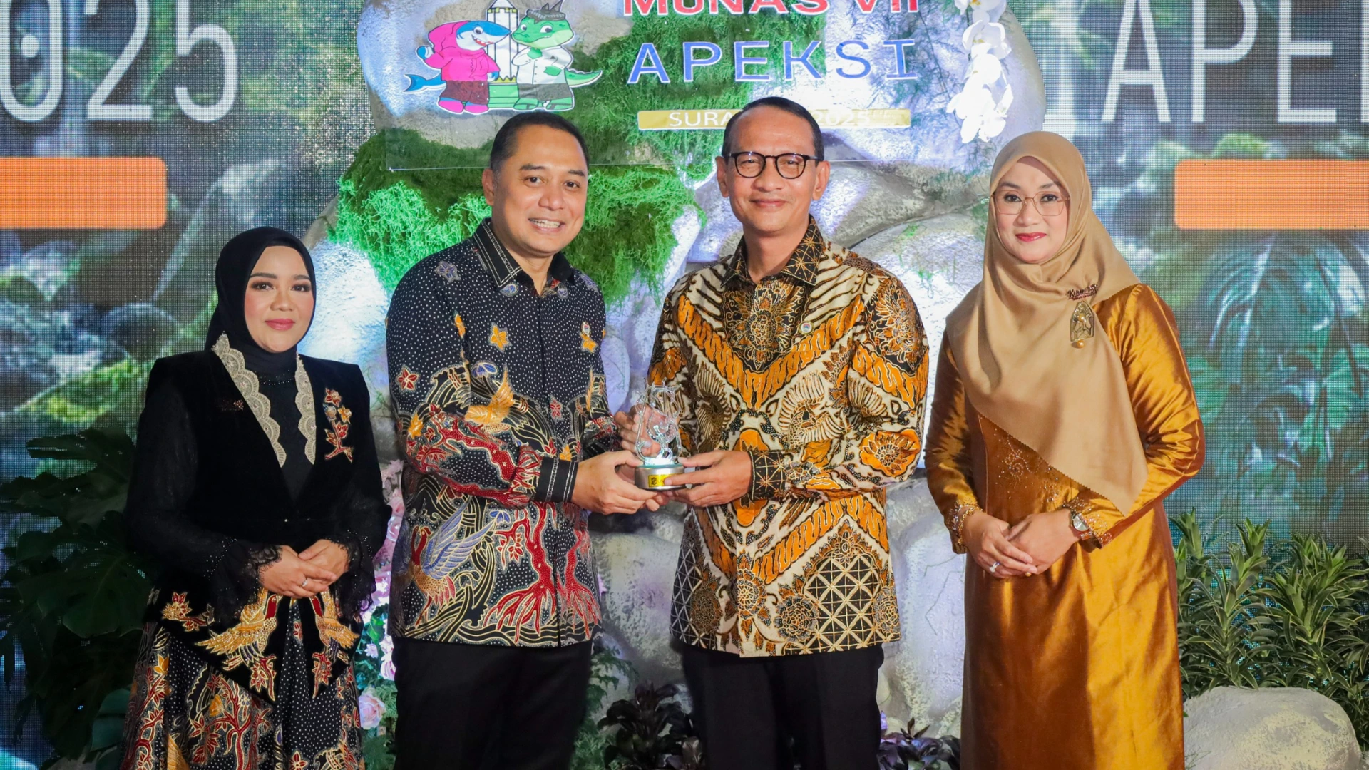 Wali Kota Mataram Mohan Roliskana Hadiri APEKSI 2025