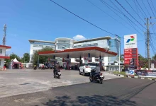 Suasana SPBU Majapahit Kota Mataram Harga BBM di NTB Turun Naik