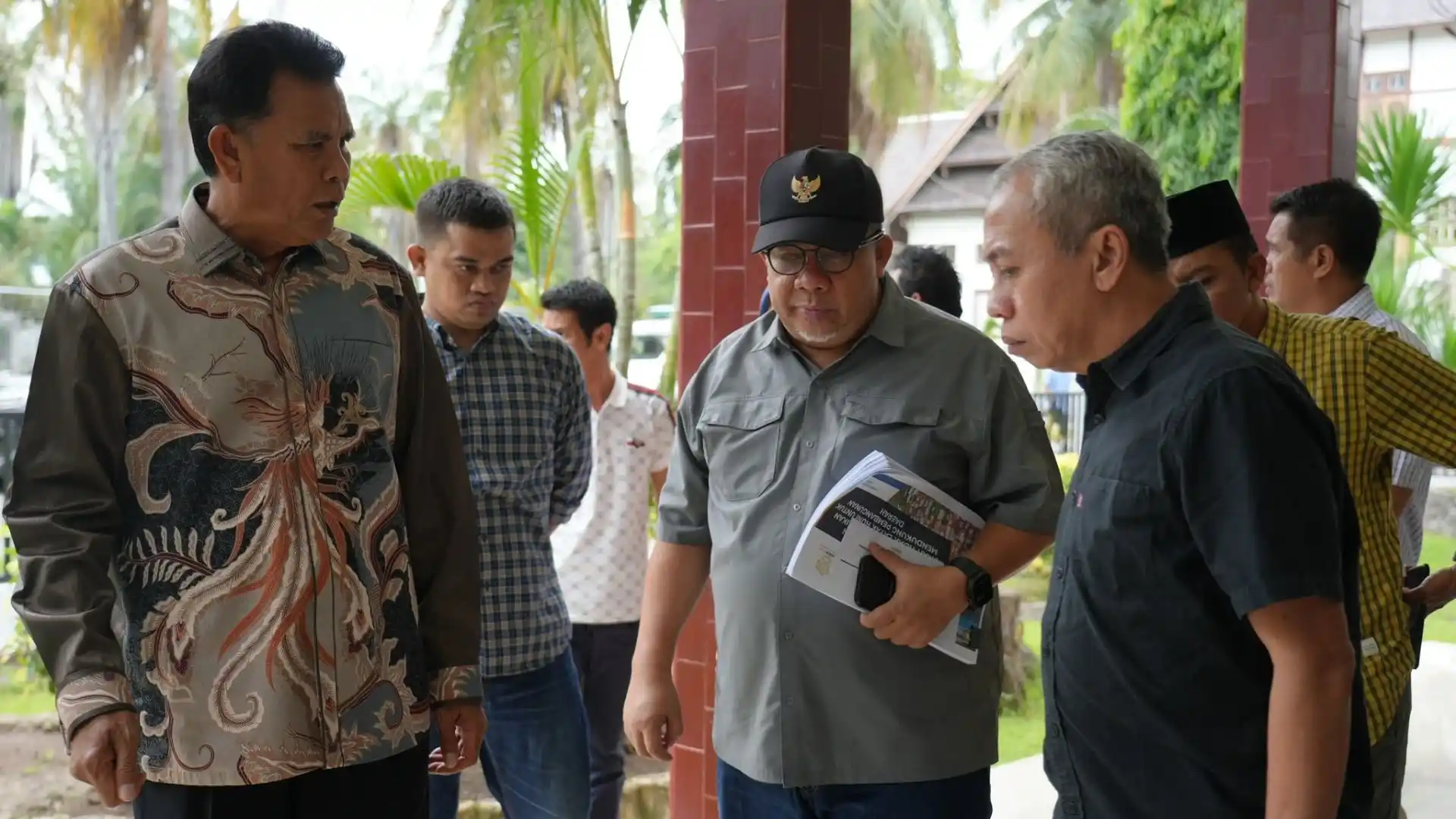 Fahri Hamzah Bertemu Bupati Sumbawa Syarafuddin Jarot
